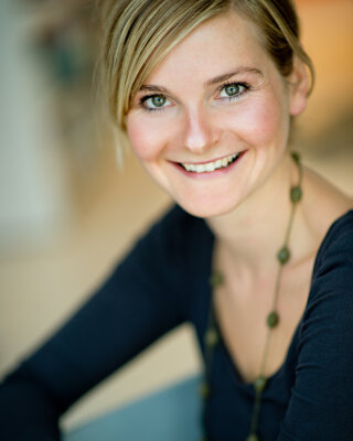Claudia Walther ist Diplom-Logopädin. Nach...